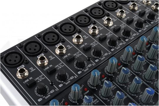 Behringer Xenyx X2222USB