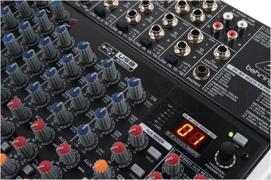 Behringer Xenyx X2222USB