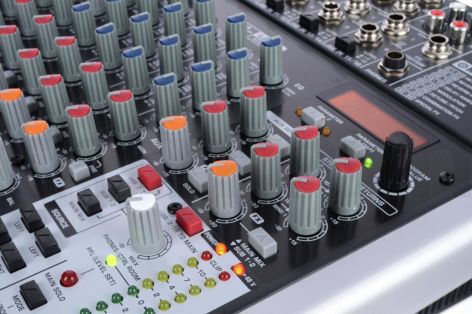 Behringer Xenyx QX2222USB