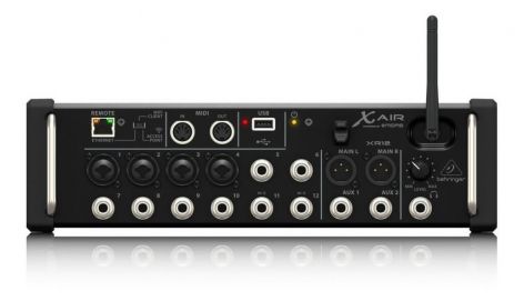 Mezcladores XR12 Behringer