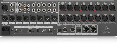 BEHRINGER X32 RACK